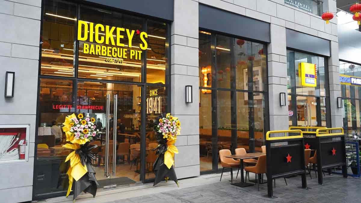 Dickey’s Barbecue Pit Brings Authentic Texan Barbecue to the Philippines