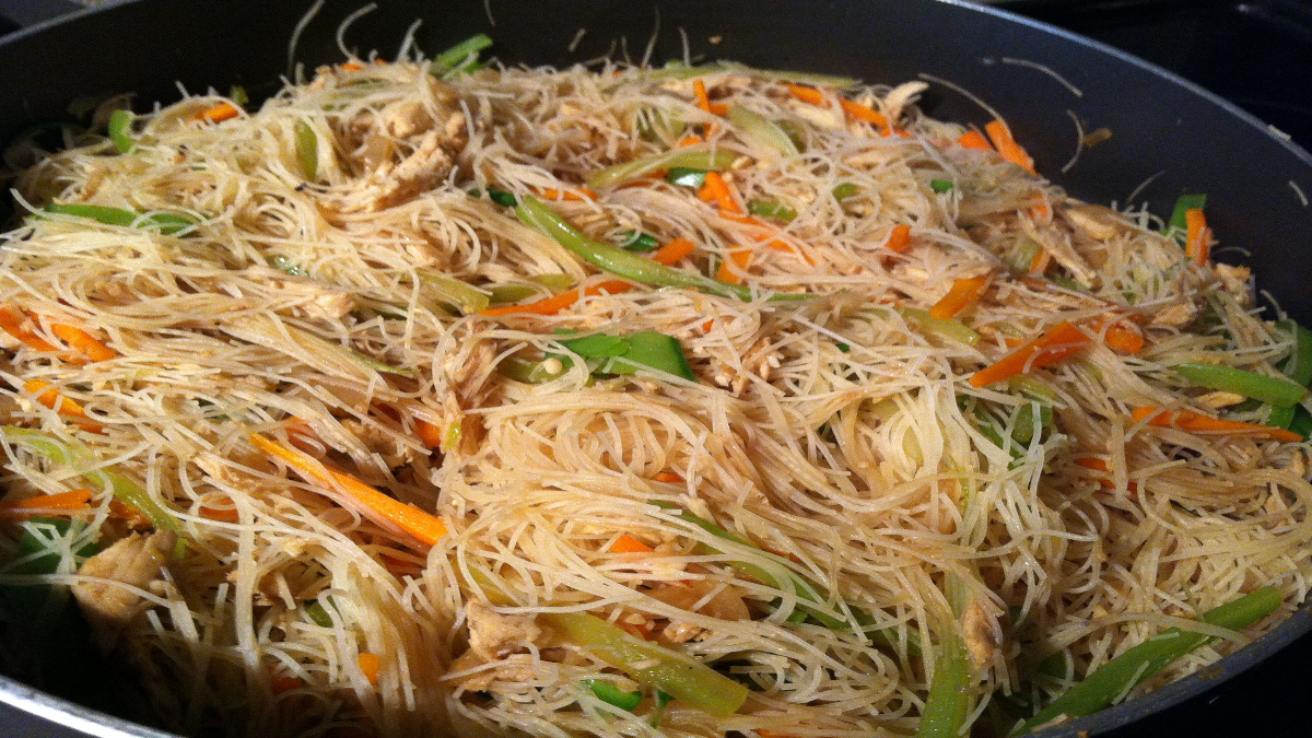 TOP 5 PANCIT VARIETIES YOU MUST TRY