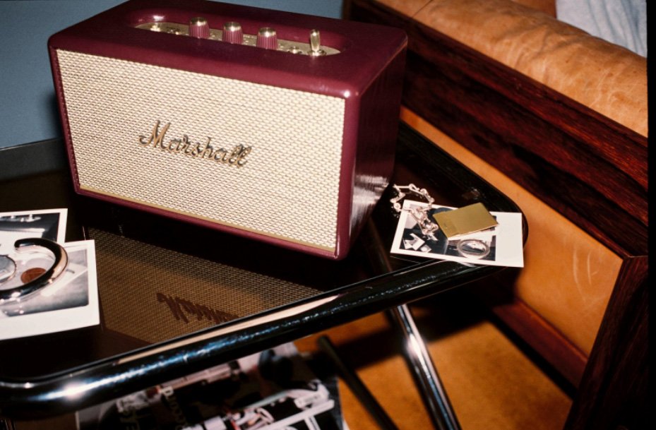 Marshall proudly unveils the Acton III Burgundy, a striking new colourway rooted in the emotional heartbeat of live music.