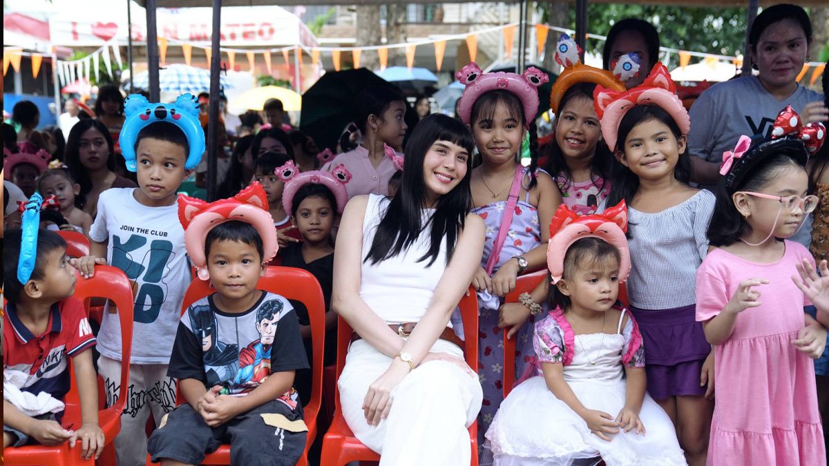 Ashley Ortega and other PH celebrities join Sugar Dolls PH in holiday outreach for children