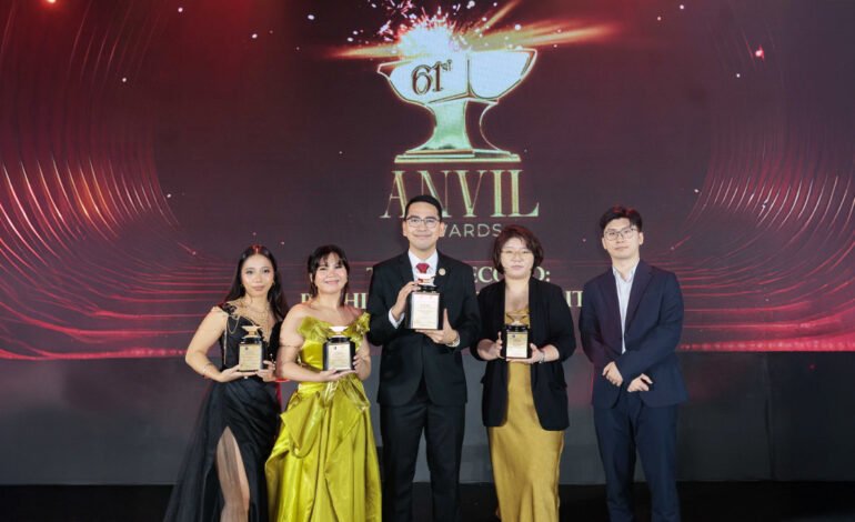 From left to right: TCL Digital Officer Jem Domingo, PR Officer Guia Anne Tilbe, Brand Manager Joseph Cernitchez, Deputy Marketing Director Shae Yu and Product Manager for AC Operation Jasper Jing