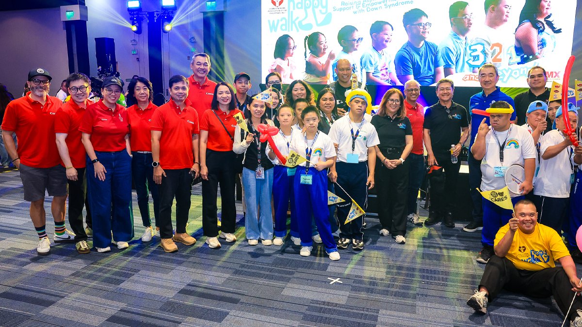 Canon executives stood side by side with leaders from DSAPI and SM Cares at Happy Walk 2026. One team, one cause.