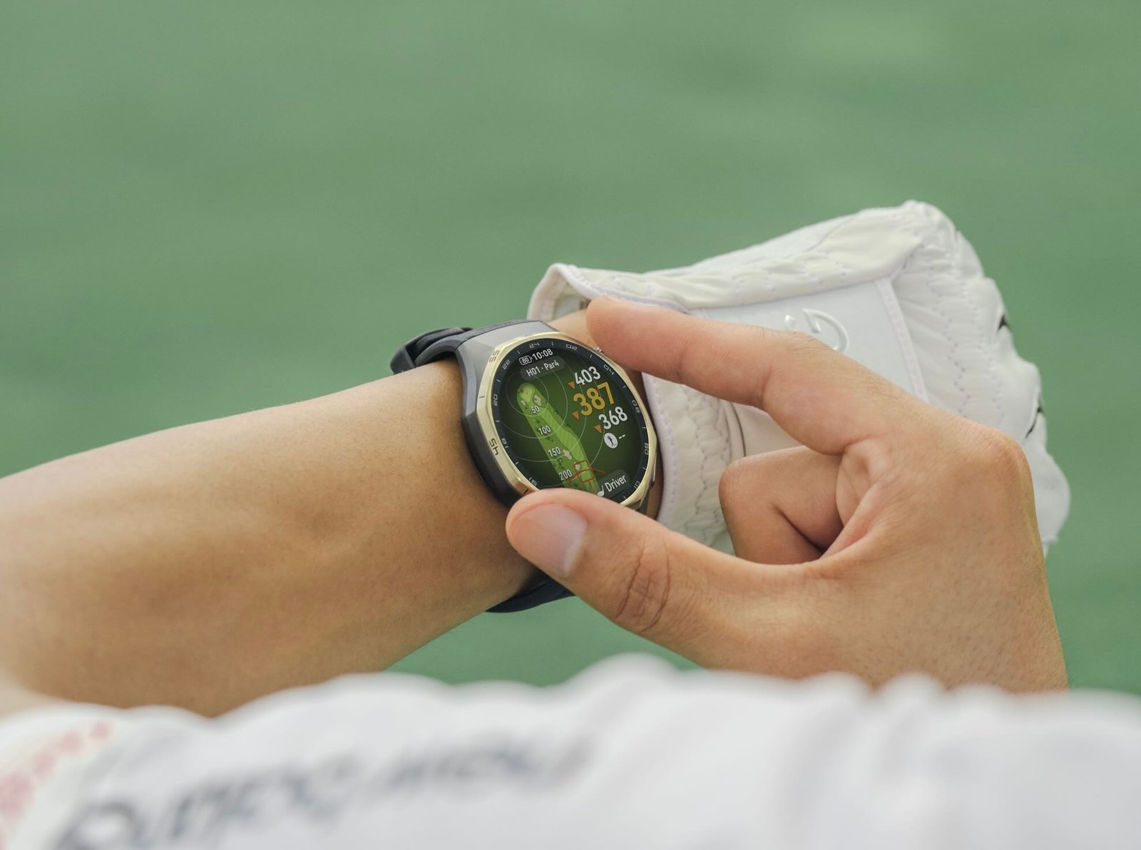 HUAWEI, the no. 1 smart wearable brand, in collaboration with HONMA Golf, a Japan-based premium golf club manufacturer and sports lifestyle brand, 