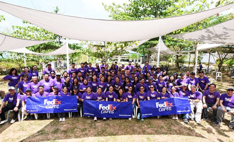FedEx Volunteers Plant 2,000 Trees in Sierra Madre to Support Reforestation