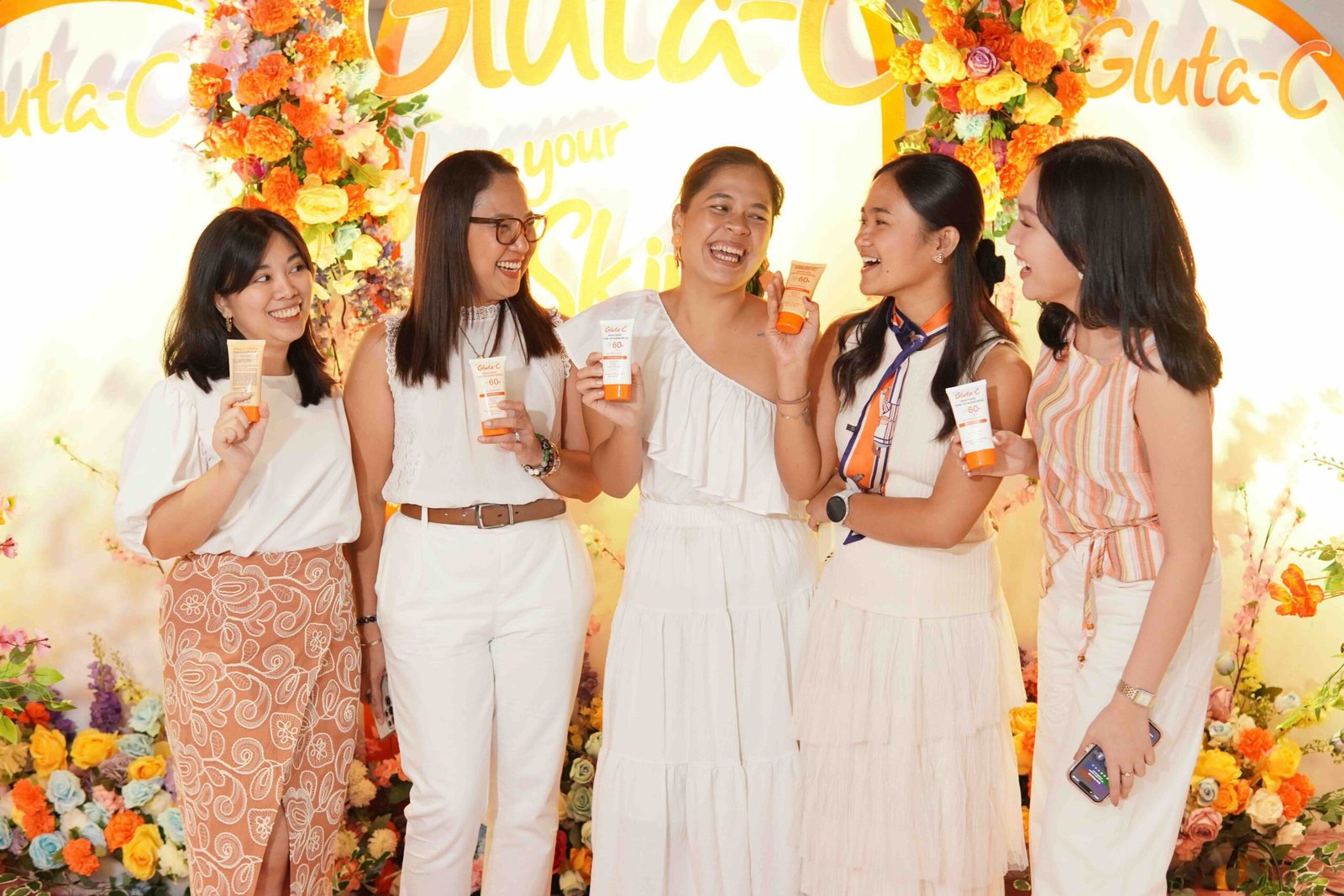 New SPF 60+ PA+++ sunscreen collection combines blue light protection, Glutathione, Vitamin C, skin tint, and moisturizing care to deliver the multi-benefit skincare experience Filipinos are looking for.